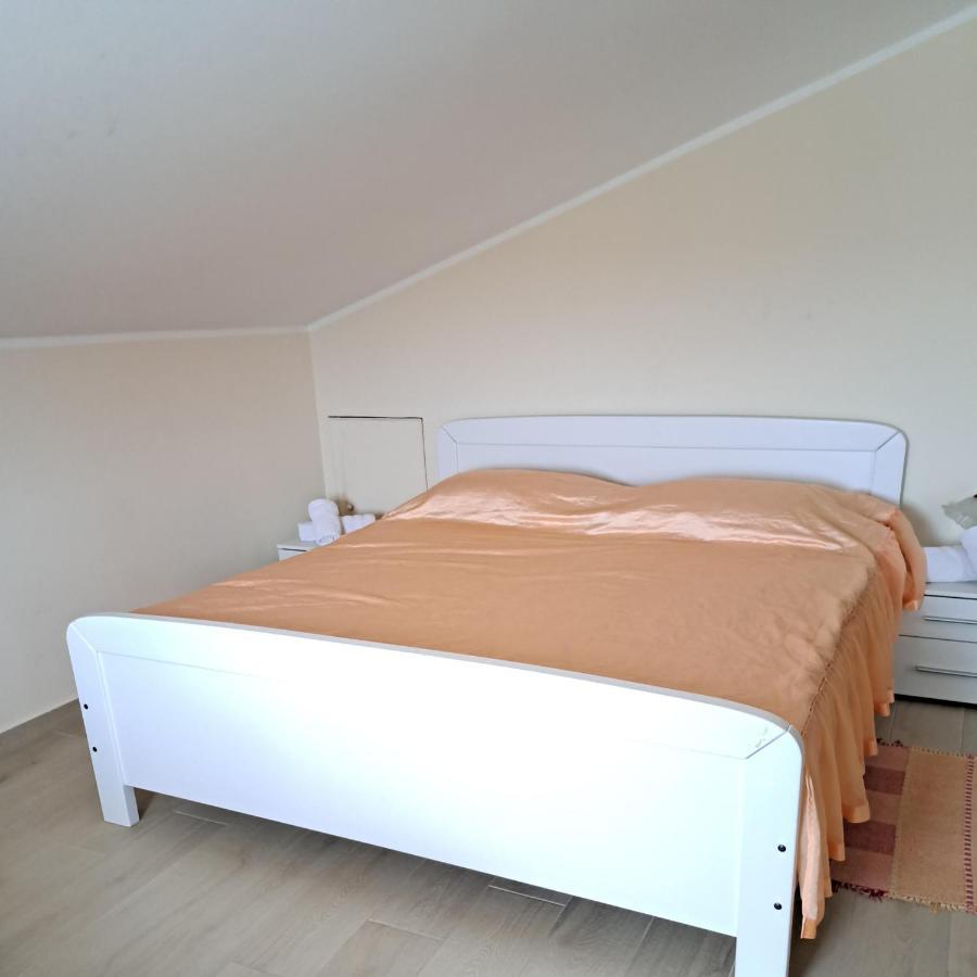 Sobe Rooms Tea Бує Екстер'єр фото